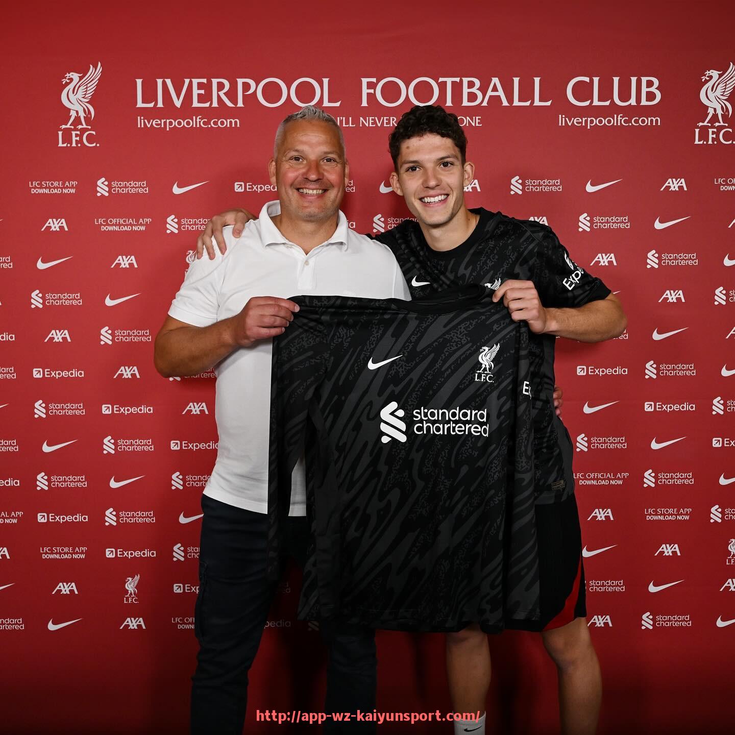 开云体育官网app下载-历届德甲球队联赛冠军名单及夺冠背景分析